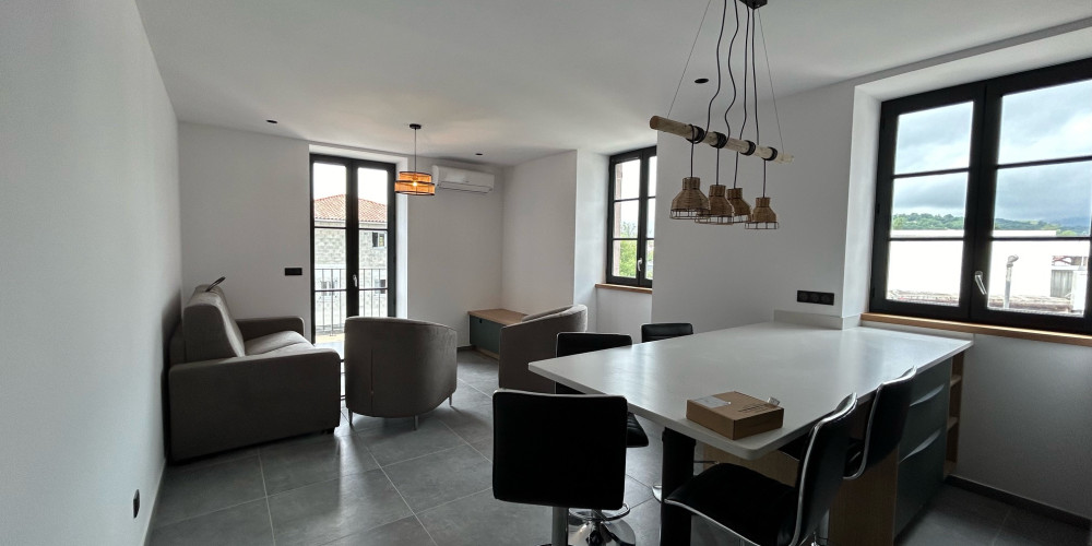 appartement à ST JEAN PIED DE PORT (64220)